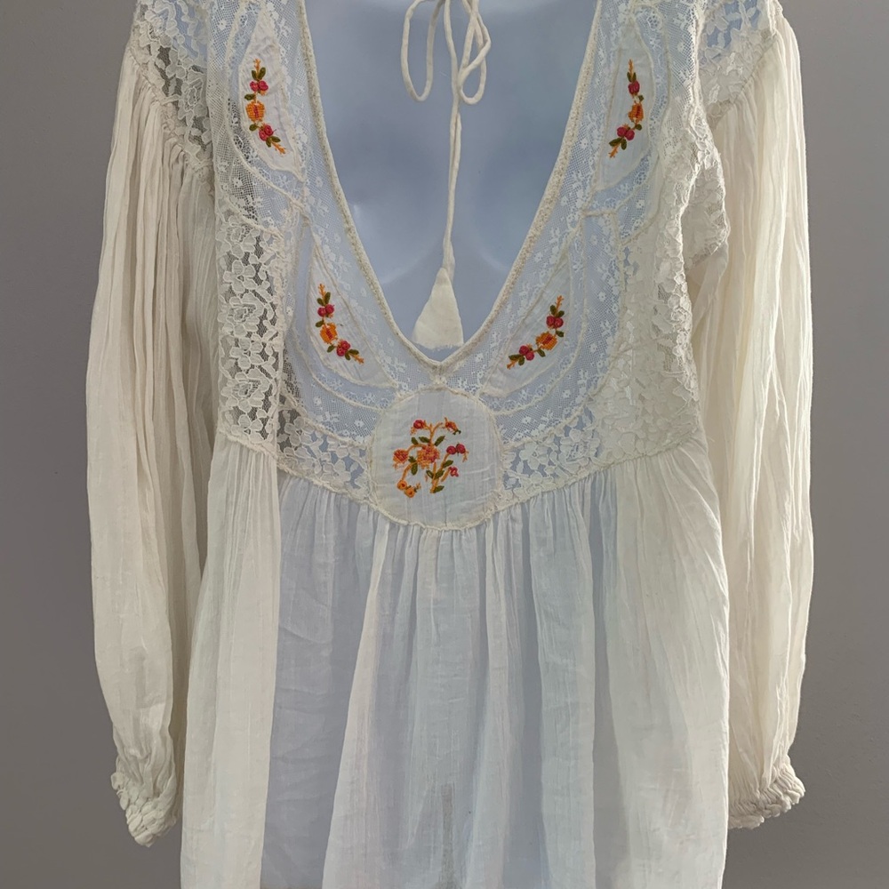 NWT Free People Embroidered Blouse - Picture 3 of 15
